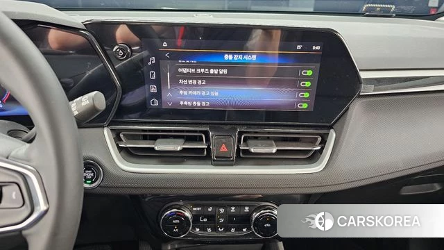 Chevrolet (GM Daewoo) The New Trail Blazer 2023 Белый из Кореи, фото 5