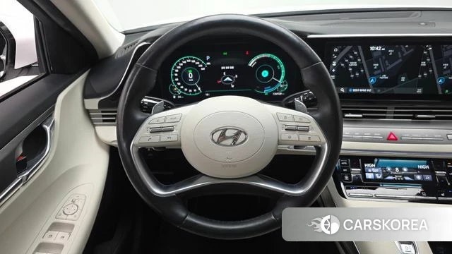 Hyundai The New Grandeur IG Hybrid 2022 Белый из Кореи, фото 5