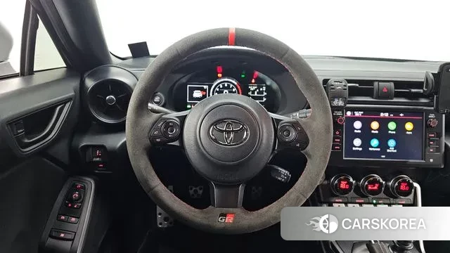 Toyota GR86 2024 Серебристо-серый из Кореи, фото 5