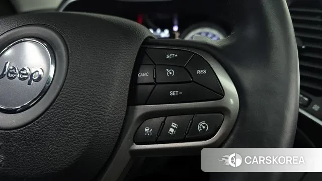 Jeep Cherokee (KL) 2018 Жемчужный цвет из Кореи, фото 5