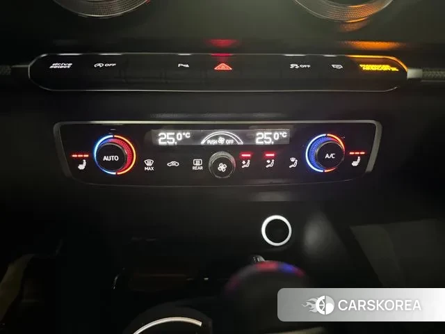 Audi New A3 2018 Черный из Кореи, фото 5