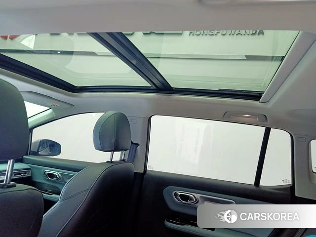 Aian AION Y 2024 Серебристо-серый из Китая, фото 5