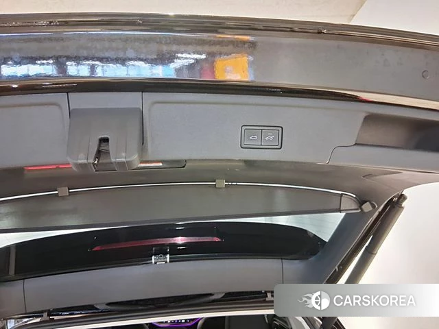 Volkswagen Touareg 3rd generation 2024 Коричневый из Кореи, фото 5