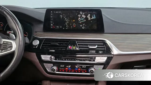 BMW 5 Series (G30) 2019 Серый из Кореи, фото 5