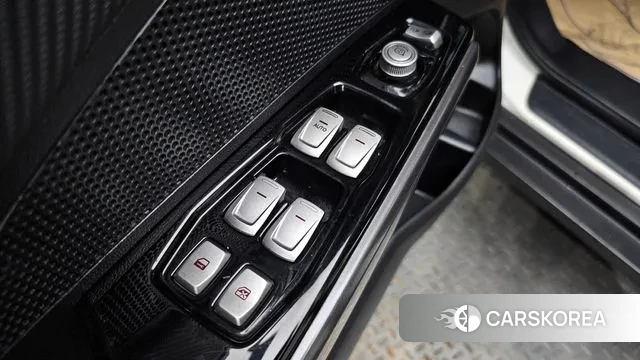 Ssangyong Tivoli Air 2018 Белый из Кореи, фото 5