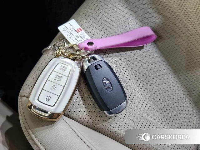 Hyundai Kona 2018 Серый из Кореи, фото 5