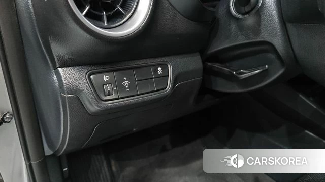 Kia The New K3 2nd generation 2022 Белый из Кореи, фото 5