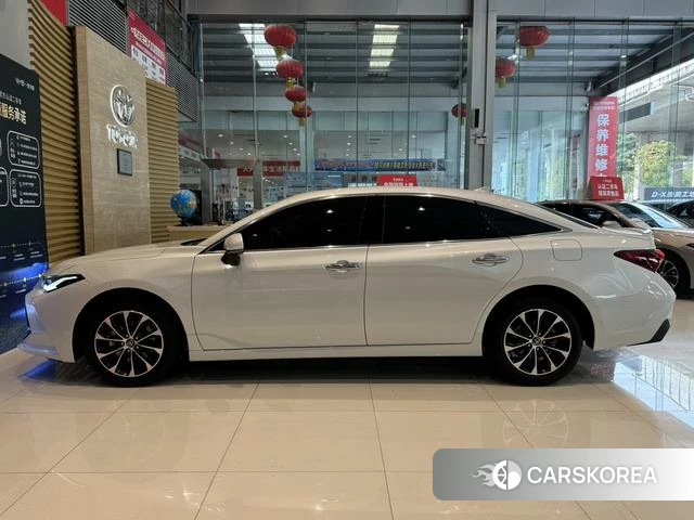Toyota Asian dragon 2023 Белый из Китая, фото 5