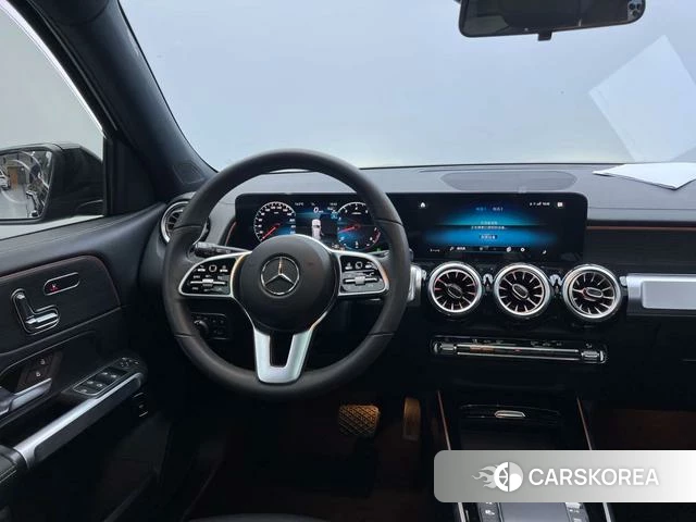 Mercedes-Benz GLB 2023 Черный из Китая, фото 5
