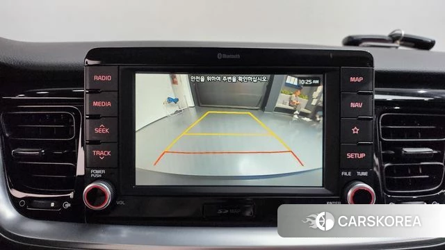 Kia Stonic 2018 Белый из Кореи, фото 5