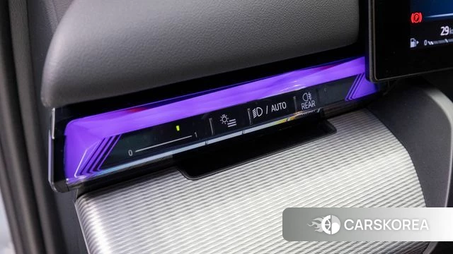 BMW 5 Series (G60) 2024 Серебристо-серый из Кореи, фото 5