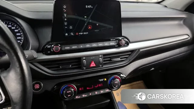 Kia Come New K3 2021 Белый из Кореи, фото 5