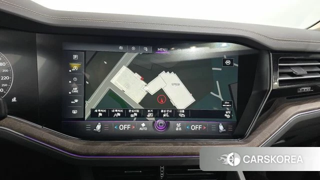 Volkswagen Touareg 3rd generation 2023 Черный из Кореи, фото 5