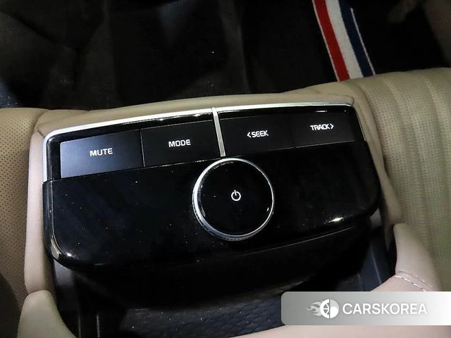 Kia K8 2023 Белый из Кореи, фото 5