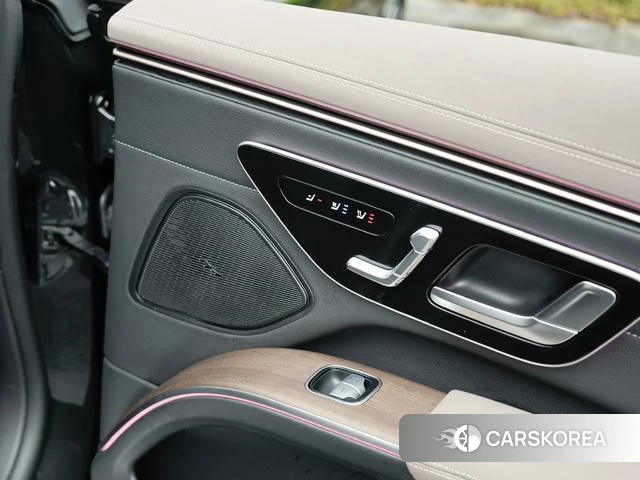 Mercedes-Benz EQS 2024 Темно-серый из Китая, фото 5