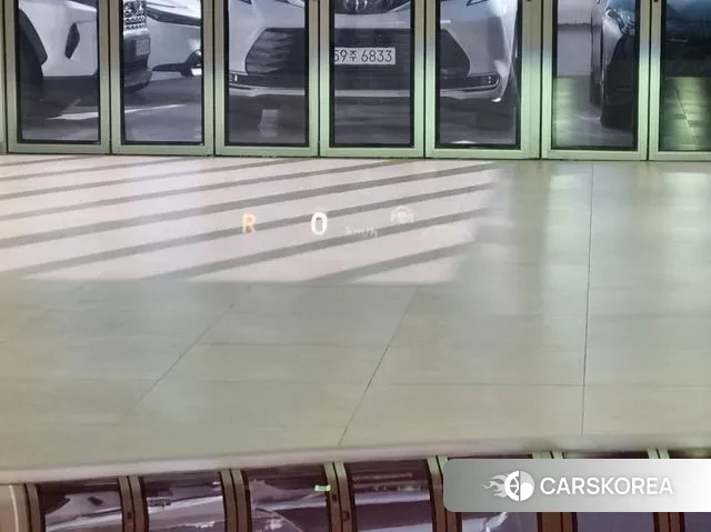 Toyota Crown Crossover 2024 Красный из Кореи, фото 5