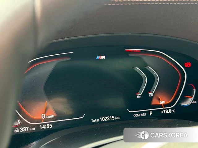 BMW 5 series 2022 Черный из Китая, фото 5