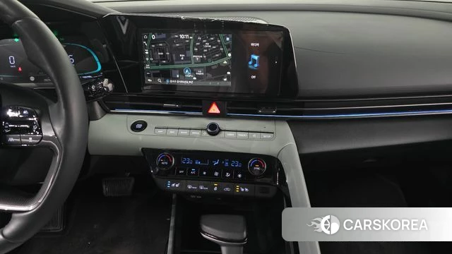Hyundai The New Avante (CN7) 2023 Белый из Кореи, фото 5