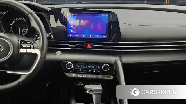 Hyundai Avante Hybrid (CN7) 2023 Белый из Кореи, фото 5