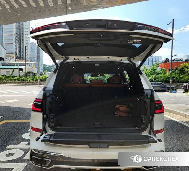 BMW X7 (G07) 2025 Белый из Кореи, фото 5