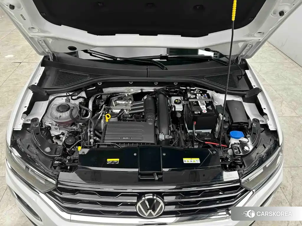 Volkswagen T-Roc 2023 Белый из Китая, фото 5