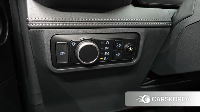 Ford Mustang 7th Generation 2024 Черный из Кореи, фото 5