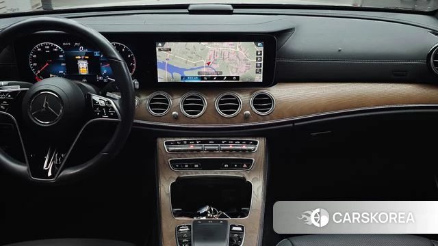 Mercedes-Benz E-Class W213 2021 Черный из Кореи, фото 5
