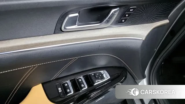 Kia K5 3rd generation 2023 Серебристо-серый из Кореи, фото 5