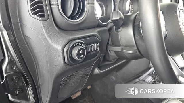 Jeep Wrangler (JL) 2021 Серый из Кореи, фото 5
