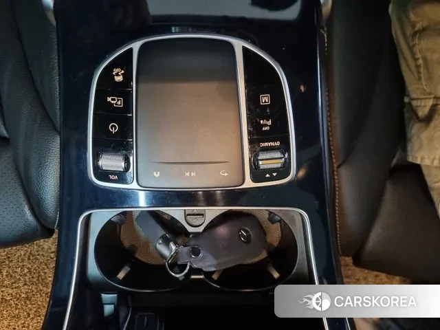 Mercedes-Benz GLC-Class X253 2021 Белый из Кореи, фото 5