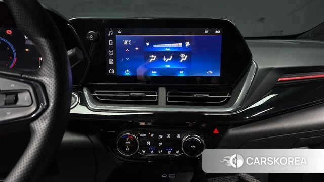 Chevrolet (GM Daewoo) Trax Crossover 2024 Белый из Кореи, фото 5