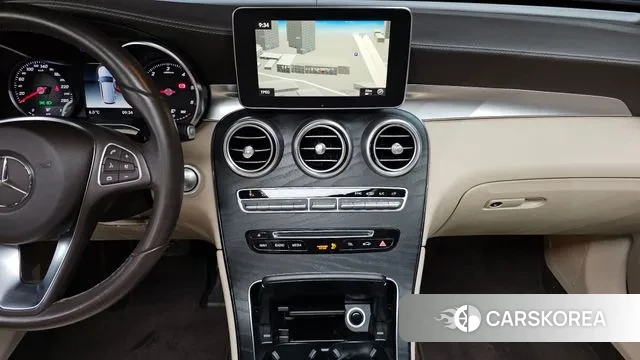 Mercedes-Benz GLC-Class X253 2018 Белый из Кореи, фото 5