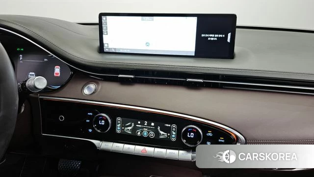 Genesis GV70 2024 Белый из Кореи, фото 5