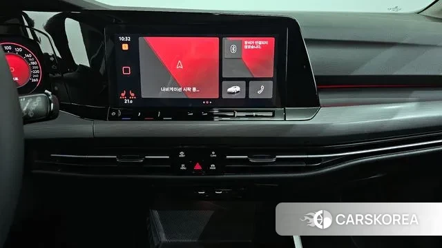 Volkswagen Golf 8th Generation 2024 Черный из Кореи, фото 5