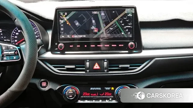 Kia The New K3 2nd generation 2021 Серый из Кореи, фото 5