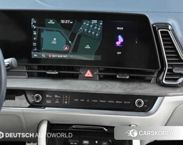 Kia Sportage 5th Generation Hybrid 2023 Белый из Кореи, фото 5