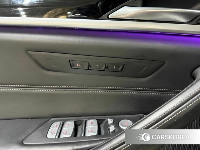 BMW 5 Series (G30) 2019 Серый из Кореи, фото 5