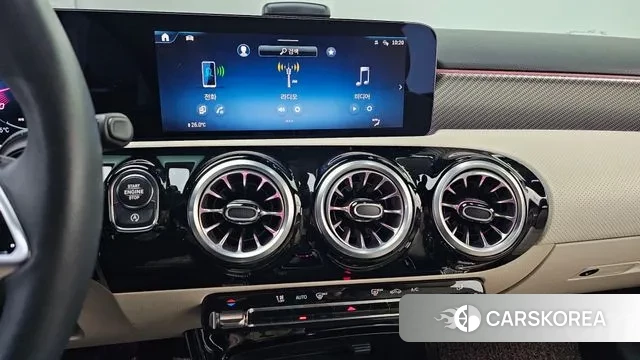 Mercedes-Benz A-Class W177 2024 Белый из Кореи, фото 5