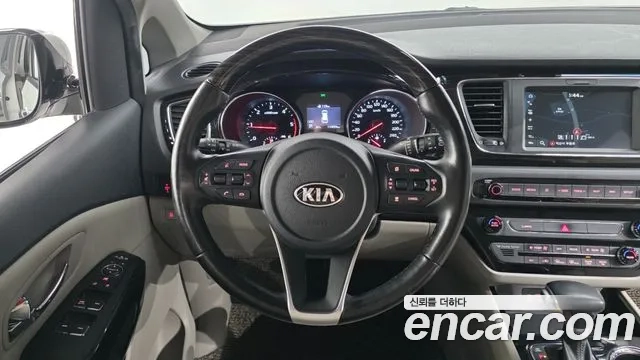 Kia The New Carnival 2019 Белый из Кореи, фото 5