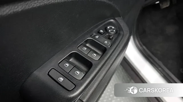 Hyundai Venue 2022 Белый из Кореи, фото 5