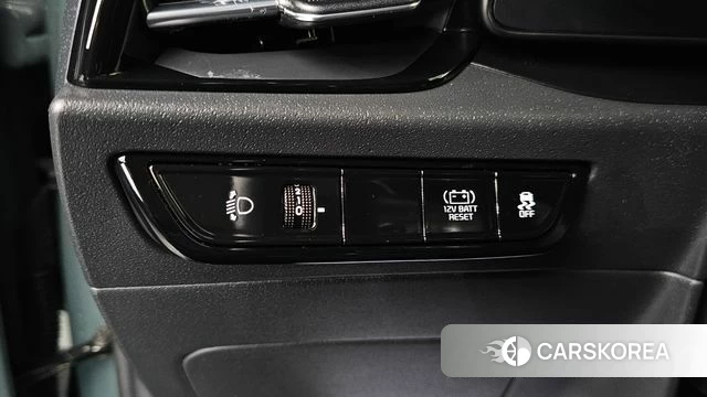 Kia Di Ol Nu Niro 2022 Темно-зеленый из Кореи, фото 5