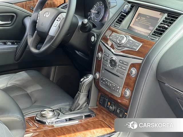 Infiniti QX80 2020 Коричневый из Китая, фото 5