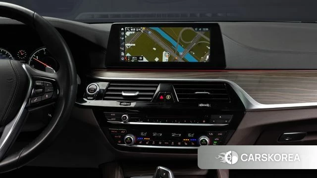 BMW 5 Series (G30) 2018 Серый из Кореи, фото 5