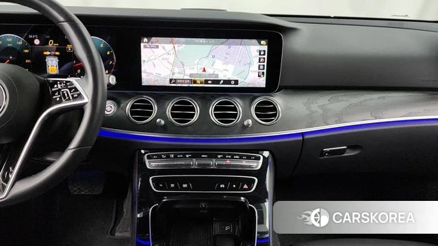 Mercedes-Benz E-Class W213 2023 Черный из Кореи, фото 5