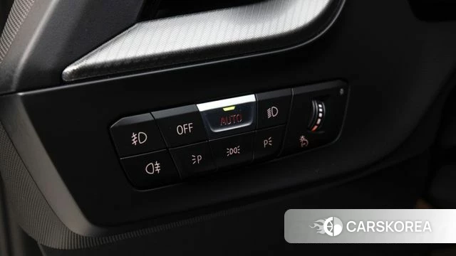 BMW 1 Series (F40) 2023 Черный из Кореи, фото 5