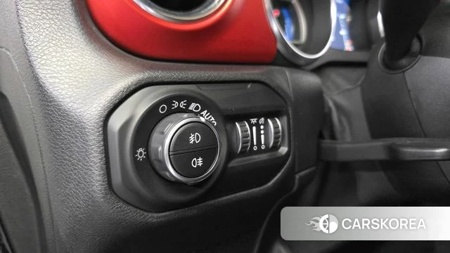 Jeep Wrangler (JL) 2021 Черный из Кореи, фото 5