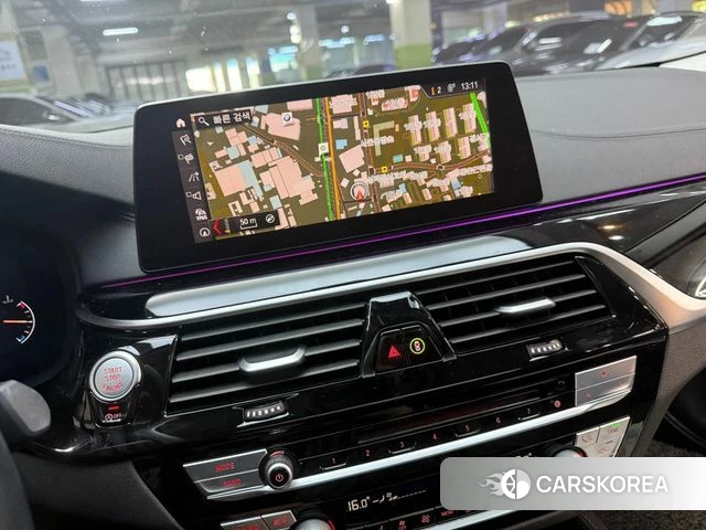 BMW 5 Series (G30) 2019 Белый из Кореи, фото 5
