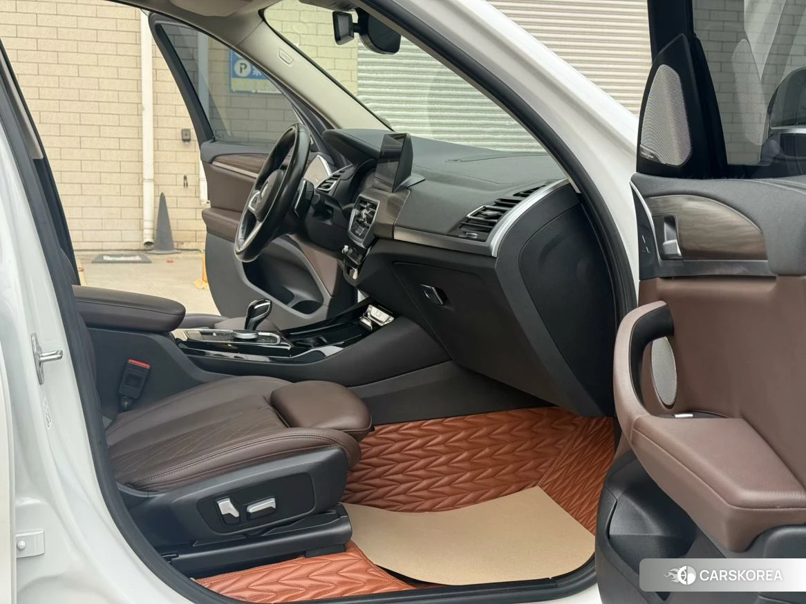 BMW X3 2021 Белый из Китая, фото 5