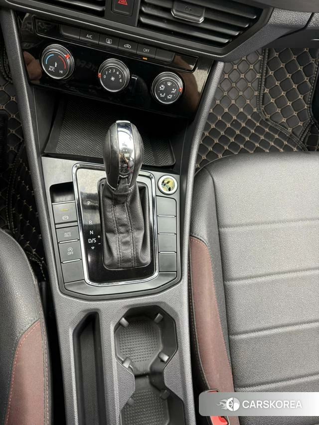 Volkswagen Bora 2021 Белый из Китая, фото 5