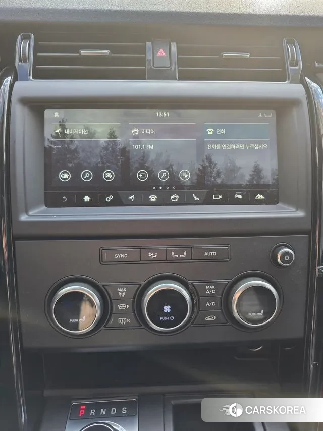 Land Rover Discovery 5 2018 Черный из Кореи, фото 5